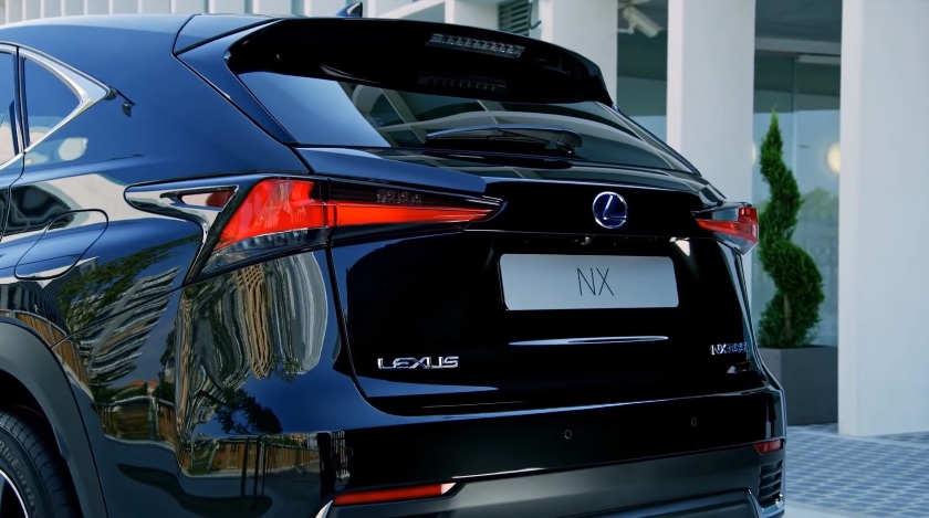 2020 Lexus NX SUV 300h 2.5 (197 HP) Business Plus e-CVT boot space and dimensions