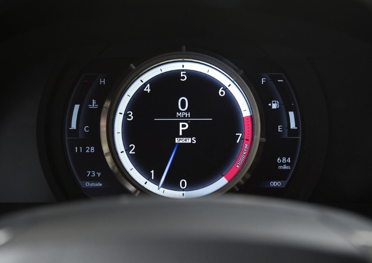 2020 Lexus IS Sedan 300h 2.5 (223 HP) Exclusive e-CVT boot space and dimensions