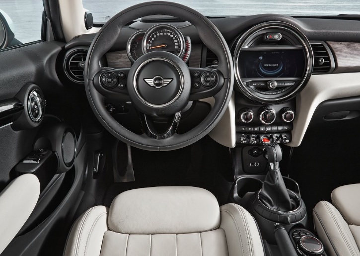 2021 Mini Cooper Hatchback 1.5 3K (136 HP) Pure Automatic boot space and dimensions
