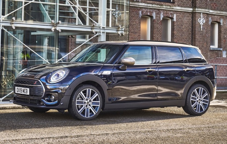 2021 Mini Cooper Clubman Hatchback 1.5 (136 HP) Classic AT boot space and dimensions