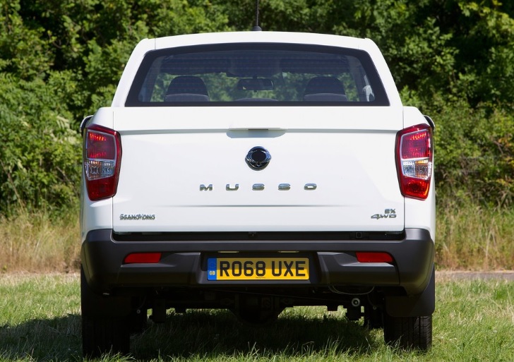2020 Ssangyong Musso 2.2 4x2 181 HP Grand Platinum Manual Technical Specs - cardimension.net