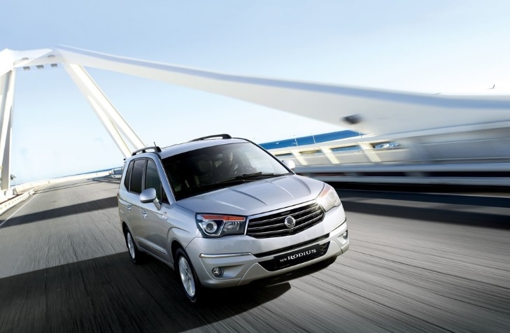 2017 Ssangyong Rodius 2.0 D 155 HP Full Automatic Technical Specs - cardimension.net