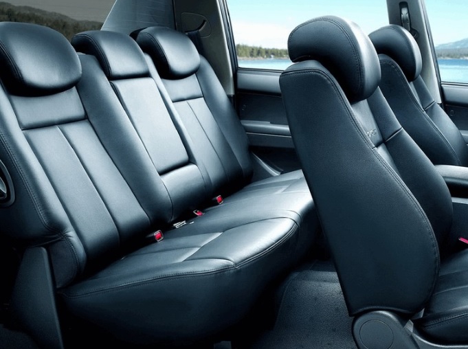 2017 Ssangyong Korando Sports Pick Up 2.0 D (155 HP) Sports Manual boot space and dimensions