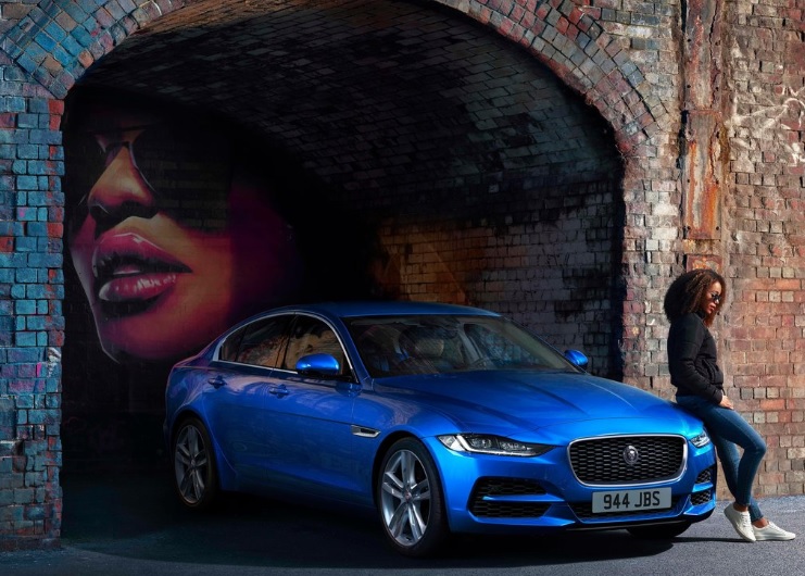 2020 Jaguar XE 2.0 D180 180 HP R-Dynamic SE AT Technical Specs - cardimension.net