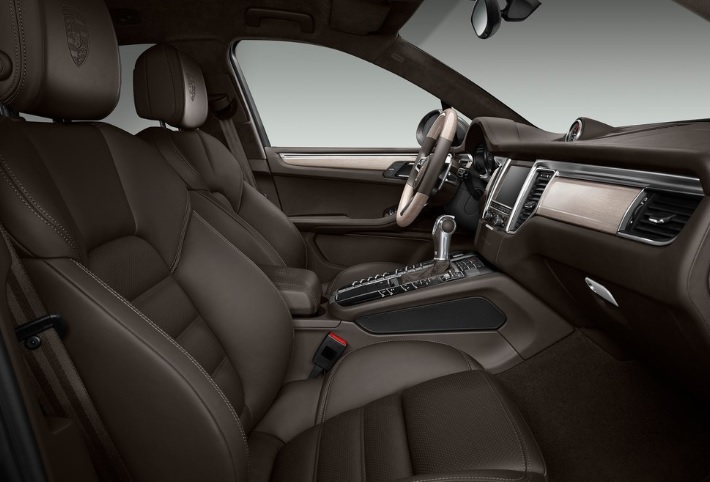 2014 Porsche Macan SUV 3.0 (258 HP) S Diesel Automatic boot space and dimensions