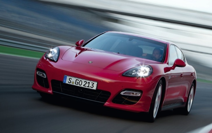 2014 Porsche Panamera 4.8 550 HP Turbo S AT Technical Specs