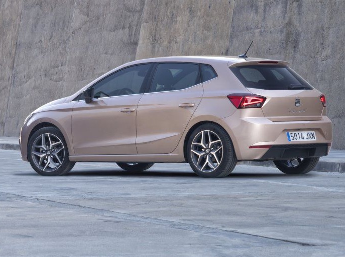 2018 Seat Ibiza Hatchback 1.0 EcoTSI (115 HP) Style DSG boot space and dimensions