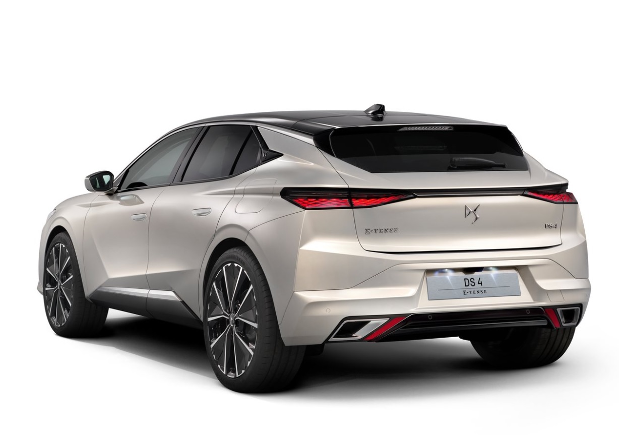 2024 DS DS 4 1.5 BlueHDI 130 HP Performance Line EAT8 Technical Specs - cardimension.net