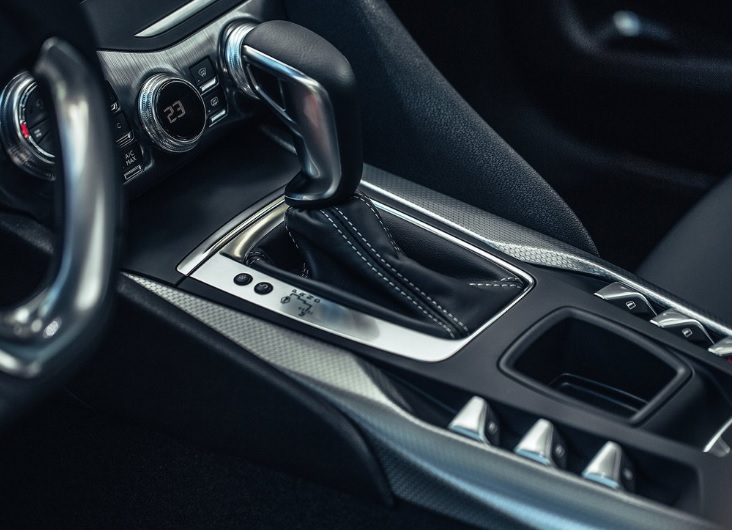 2016 DS DS 5 Hatchback 1.6 BlueHDi (120 HP) So Chic EAT boot space and dimensions