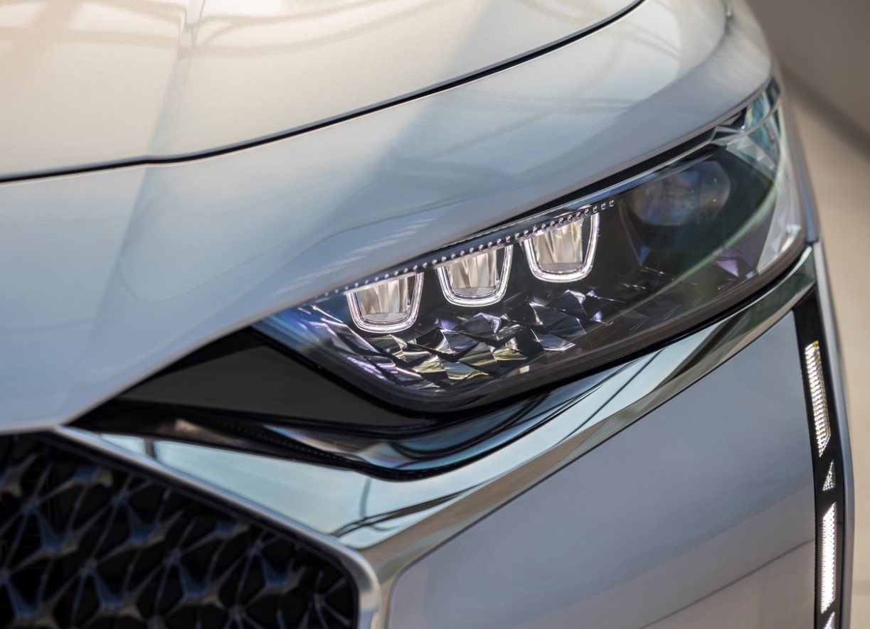 2023 DS DS 9 SUV 1.6 PureTech (225 HP) Rivoli Plus Automatic boot space and dimensions