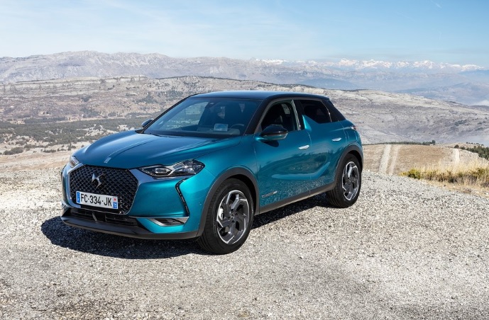 2021 DS DS 3 Crossback SUV 1.5 BlueHDi (130 HP) So Chic Bastille Automatic boot space and dimensions