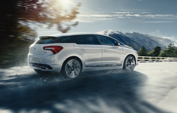 2017 DS DS 5 1.6 BlueHDI 120 HP So Chic EAT6 Technical Specs - cardimension.net