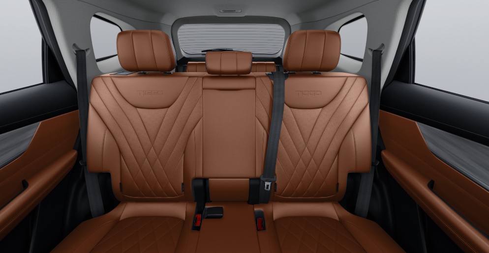 2023 Chery Tiggo8 Pro SUV 1.6 (183 HP) Excellent DCT boot space and dimensions