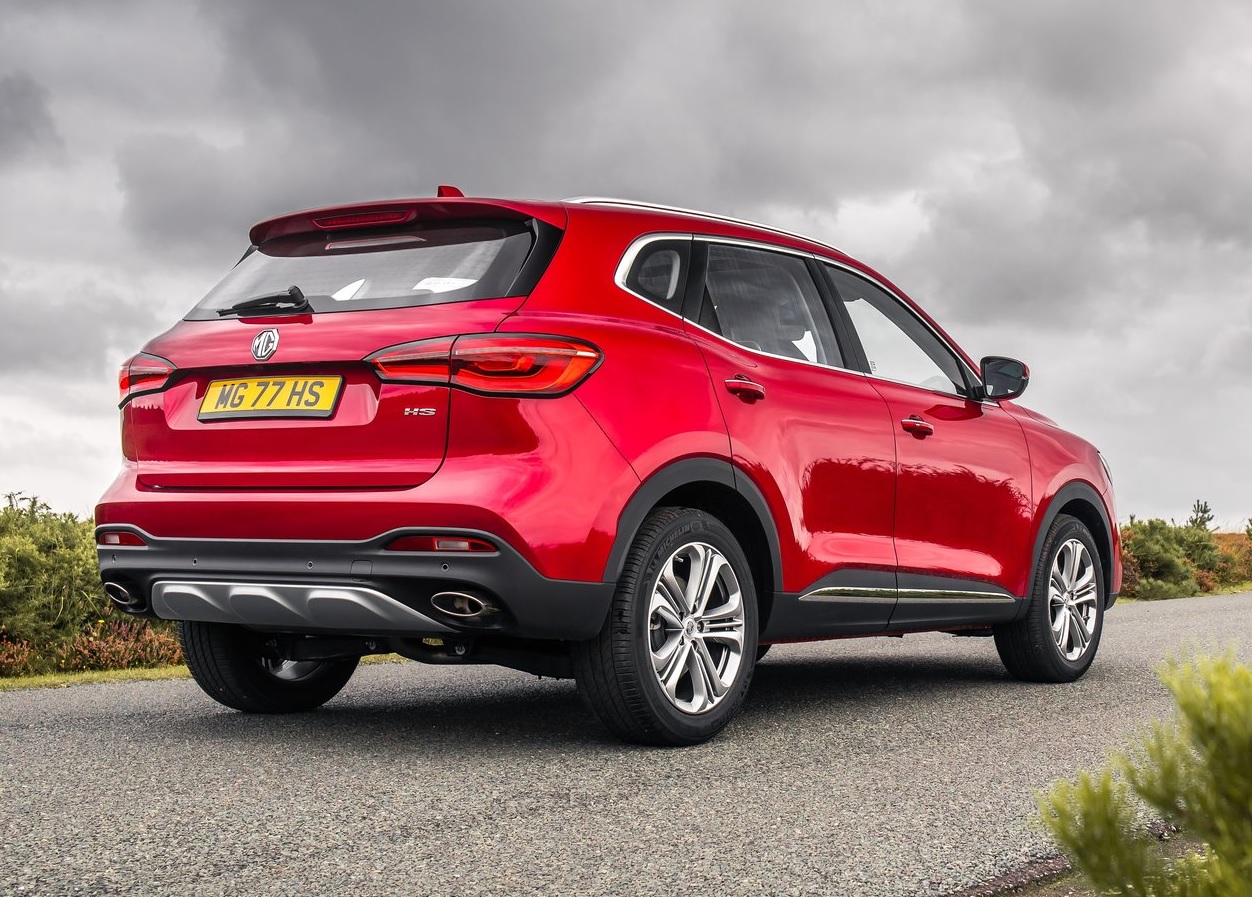 2024 MG HS SUV 1.5 (162 HP) Luxury DCT boot space and dimensions