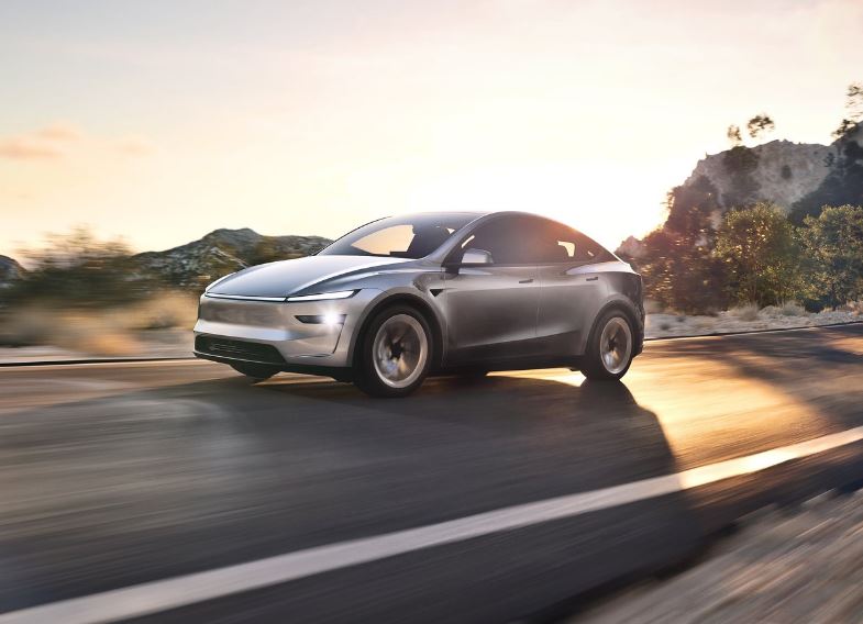 2025 Tesla Model Y 75 kWh 375 HP Long Range AT Technical Specs - cardimension.net