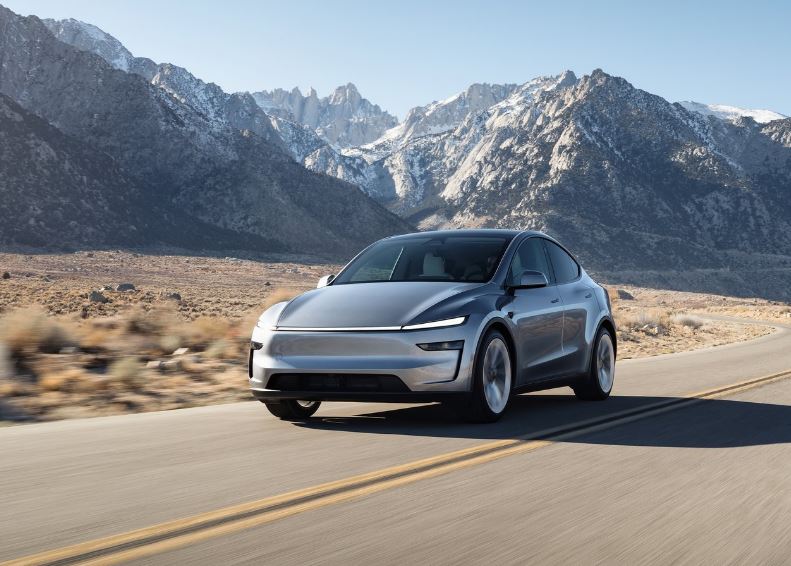 2025 Tesla Model Y 75 kWh 375 HP Long Range AT Technical Specs