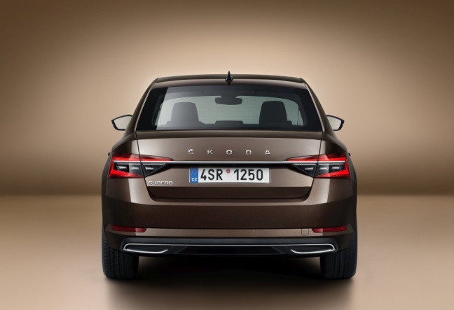 2022 Skoda Superb Sedan 1.5 TSI (150 HP) Prestige DSG boot space and dimensions