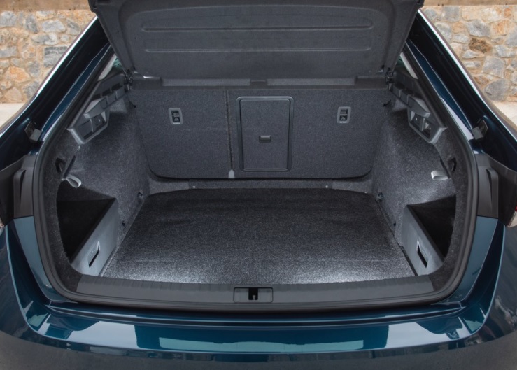 2023 Skoda Octavia Sedan 1.5 TSI (150 HP) Sportline DSG boot space and dimensions