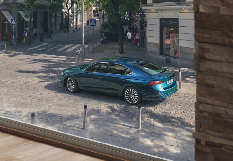 2021 Skoda Octavia Sedan 1.0 TSI (110 HP) Premium DSG boot space and dimensions