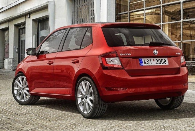 2019 Skoda Fabia Hatchback 1.0 (75 HP) Ambition Manual boot space and dimensions