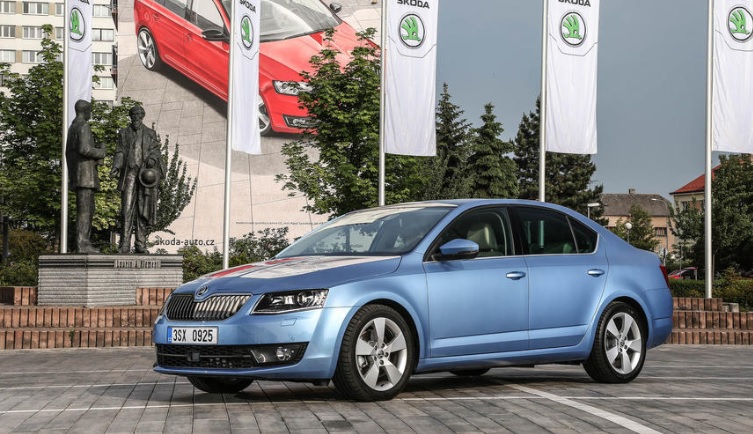 2015 Skoda Octavia Sedan 1.2 TSI (105 HP) Elegance DSG boot space and dimensions