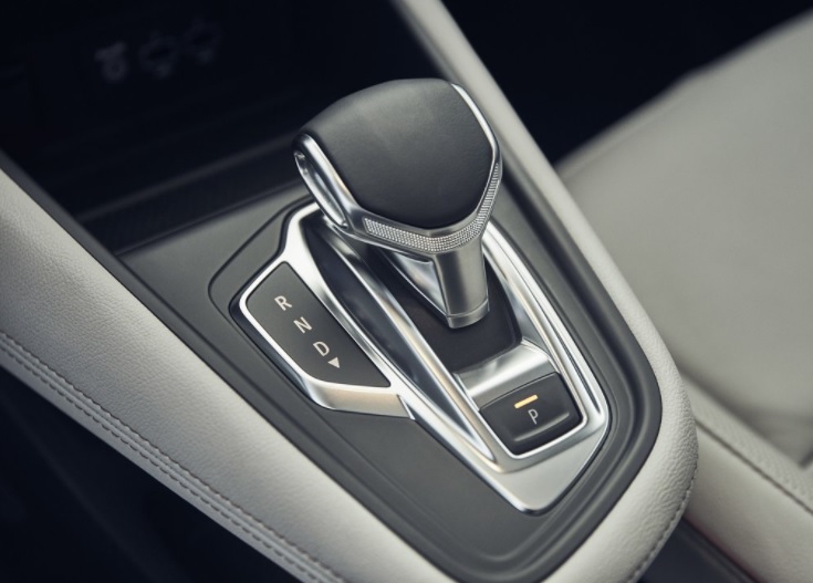 2020 Renault Captur SUV 1.3 TCe (130 HP) Icon EDC boot space and dimensions