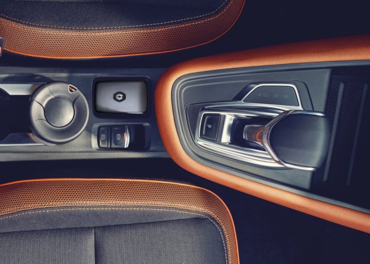 2020 Renault Captur SUV 1.3 TCe (130 HP) Icon EDC boot space and dimensions