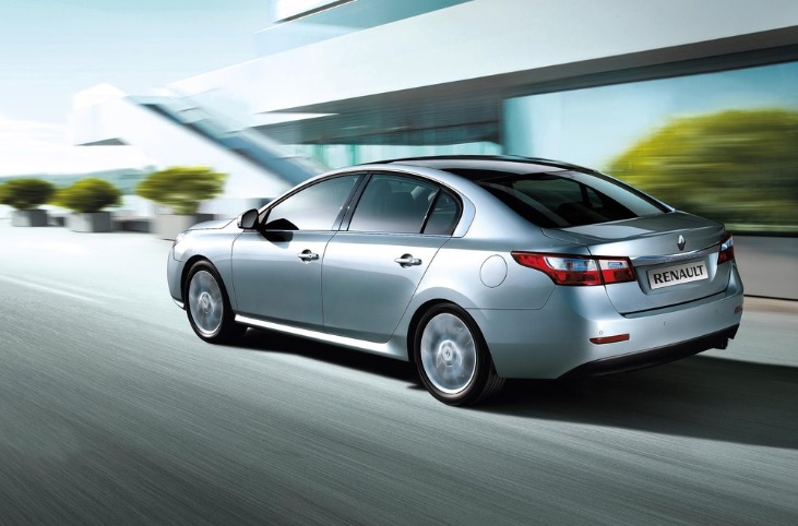 2014 Renault Latitude 1.5 dCi Euro5 110 HP Expression EDC Technical Specs - cardimension.net