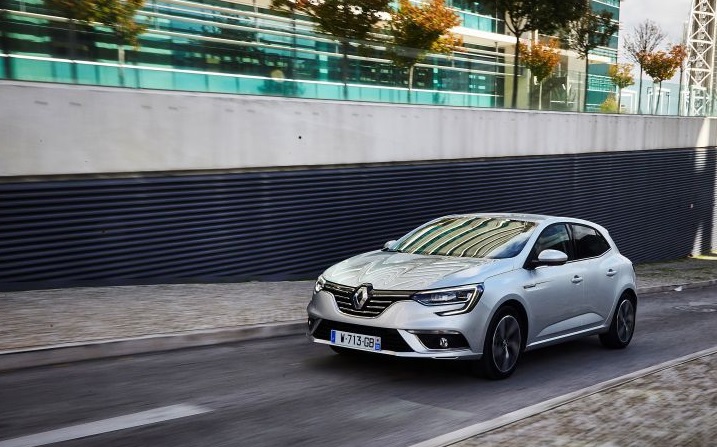 2020 Renault Megane HB Hatchback 1.3 TCe (140 HP) Touch EDC boot space and dimensions