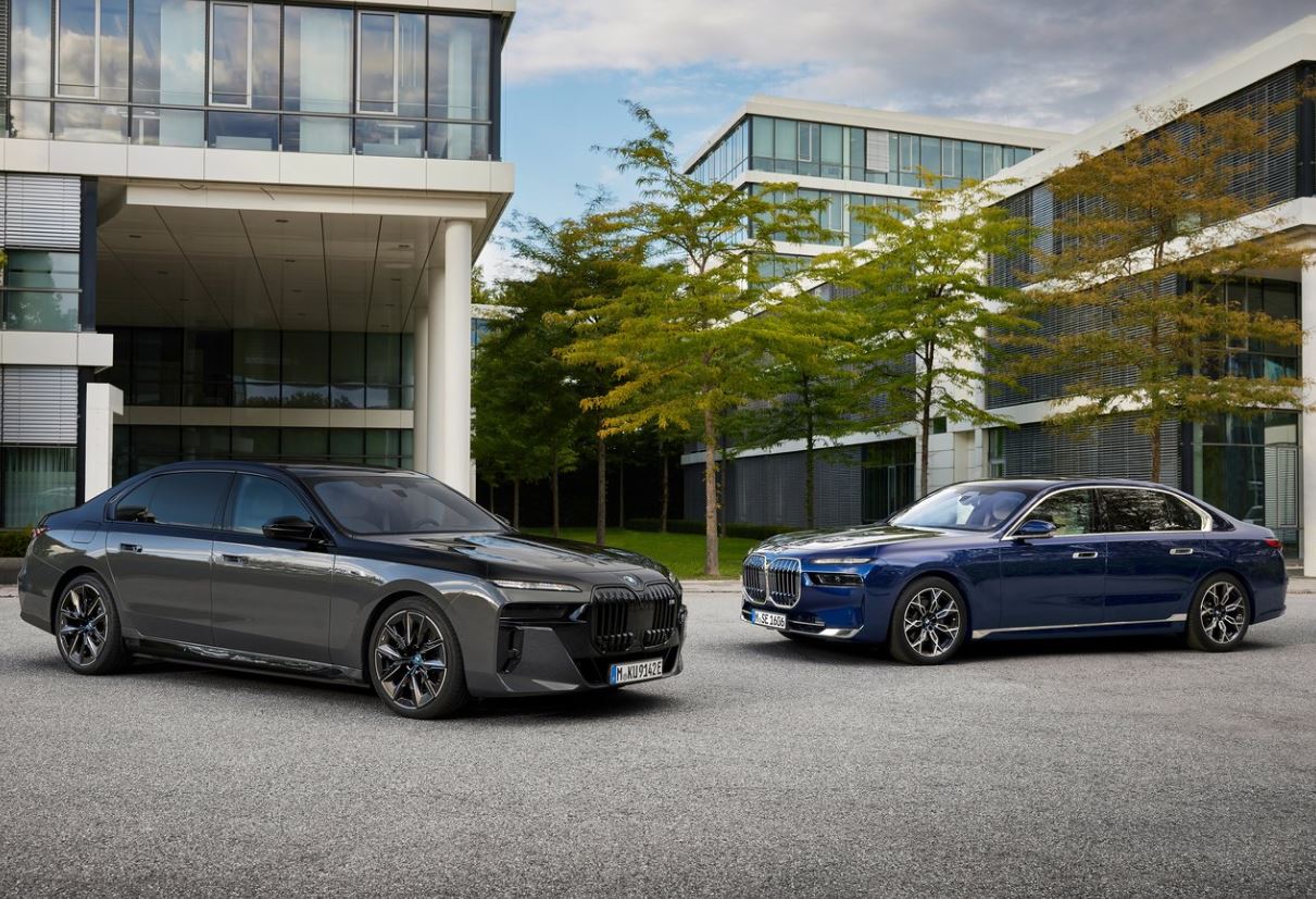 2024 BMW 7 Series 740Ld xDrive 3.0 300 HP Pure Excellence Steptronic Technical Specs - cardimension.net