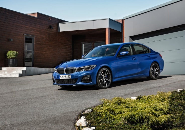 2022 BMW 3 Series Sedan 320i 1.6 (170 HP) Luxury Line Steptronic boot space and dimensions
