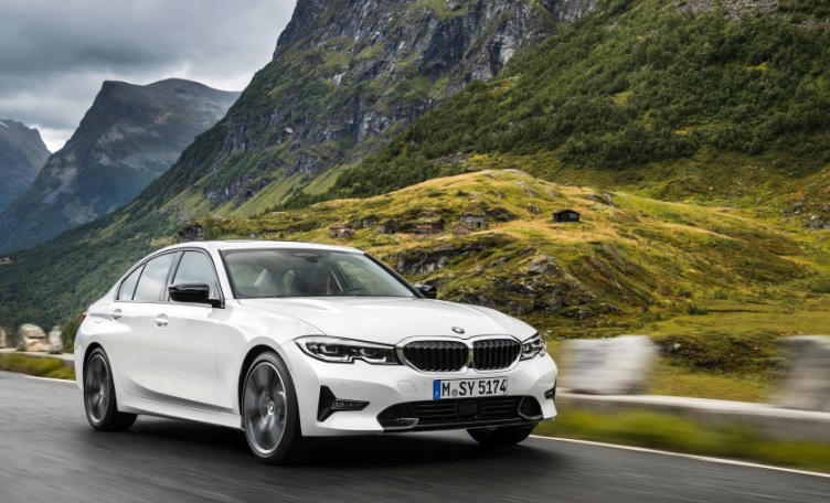 2019 BMW 3 Series Sedan 320i 1.6 (170 HP) M Sport DCT boot space and dimensions