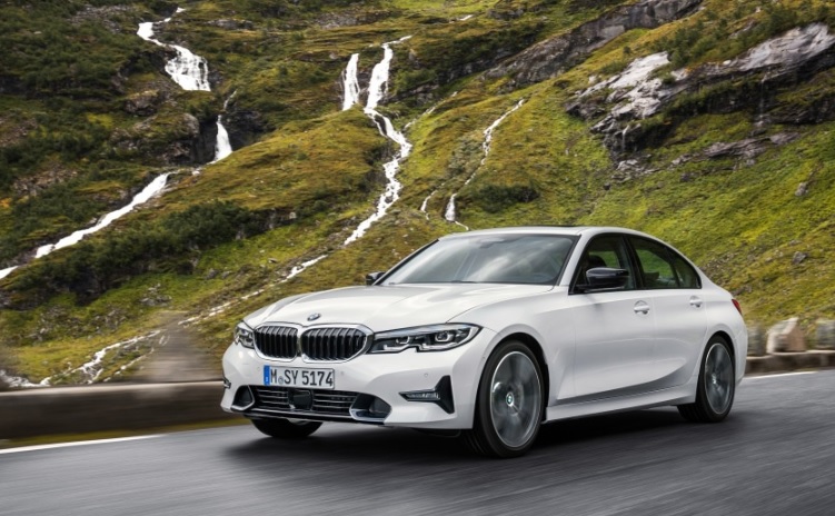2019 BMW 3 Series Sedan 320i 1.6 (170 HP) M Sport DCT boot space and dimensions