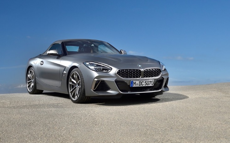 2023 BMW Z Series Cabrio Z4 2.0 sDrive30i (258 HP) M Sport Steptronic boot space and dimensions