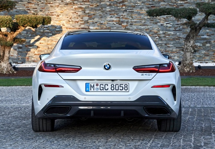 2021 BMW 8 Series Gran Coupe 840d xDrive 3.0 (320 HP) M Technic Steptronic boot space and dimensions