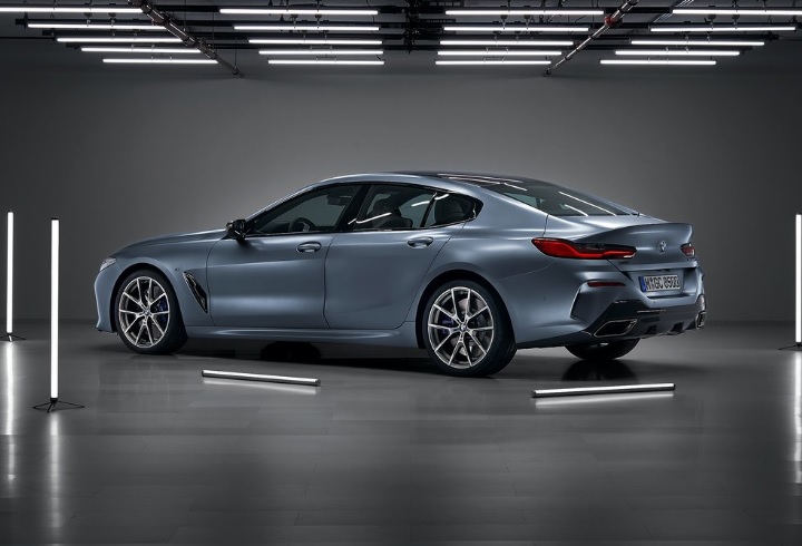 2021 BMW 8 Series Gran Coupe 840d xDrive 3.0 (320 HP) M Technic Steptronic boot space and dimensions