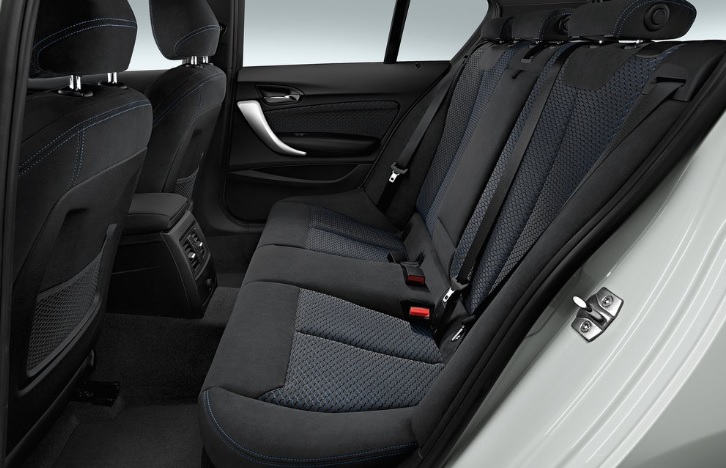 2018 BMW 1 Series Hatchback 118i 1.5 (136 HP) Pure Automatic boot space and dimensions