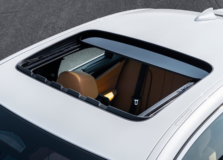 2021 BMW 5 Series Sedan 530i 2.0 xDrive (252 HP) Special Edition M Sport Steptronic boot space and dimensions