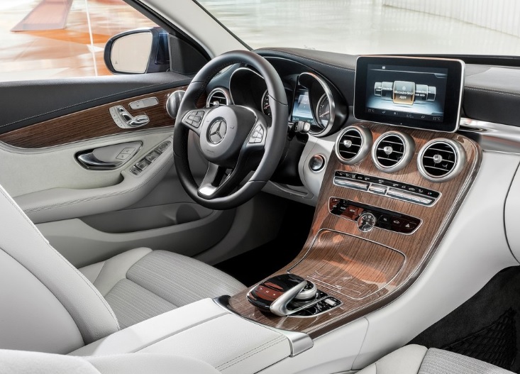 2016 Mercedes C Series C 250 2.0 211 HP Fascination 7G-Tronic Technical Specs - cardimension.net