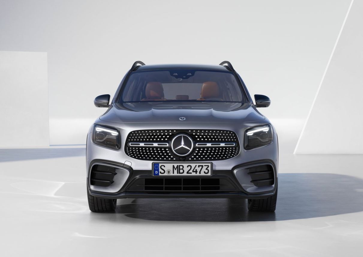 2025 Mercedes GLB SUV 200 1.3 (163 HP) AMG 8G-DCT boot space and dimensions