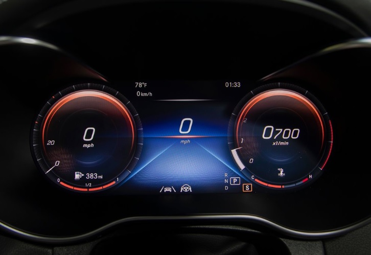 2020 Mercedes GLC SUV 200 2.0 (197 HP) Exclusive 9G-Tronic boot space and dimensions