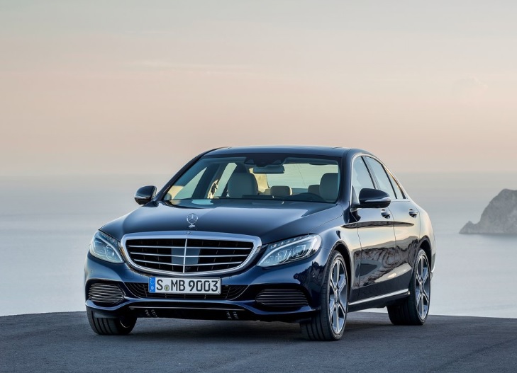 2016 Mercedes C Series Sedan C 200d 1.6 (136 HP) Exclusive 7G-Tronic boot space and dimensions