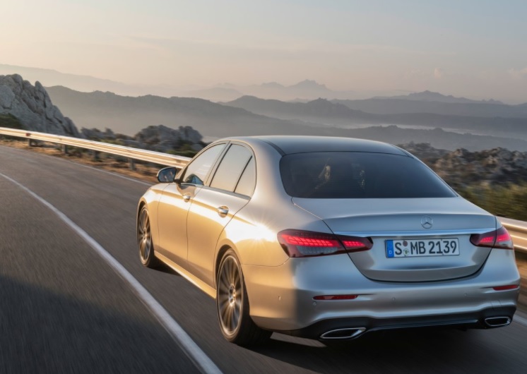 2022 Mercedes E Series Sedan E200d 1.6 (160 HP) Exclusive 9G-TRONIC boot space and dimensions