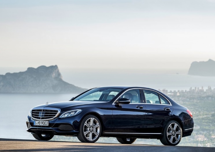 2015 Mercedes C Series C250 2.0 211 HP Fascination 7G-Tronic Technical Specs - cardimension.net