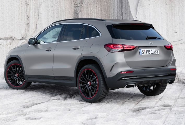 2020 Mercedes GLA Series SUV 200 1.6 (156 HP) Comfort 7G-DCT boot space and dimensions