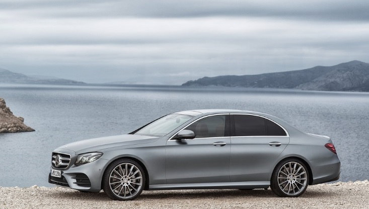2019 Mercedes E Series Sedan E220d 2.0 (195 HP) Exclusive G Tronic boot space and dimensions