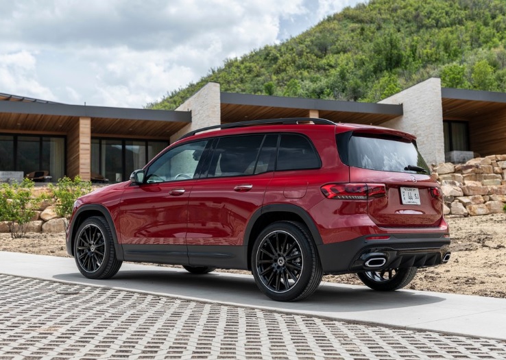 2022 Mercedes GLB SUV 200 1.3 4MATIC (163 HP) Progressive Plus 8G-DCT boot space and dimensions