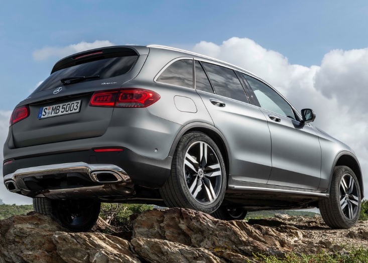 2022 Mercedes GLC 300d 2.0 4Matic 245 HP AMG 9G-Tronic Technical Specs