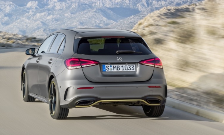 2019 Mercedes A Series Hatchback A180 1.4 (136 HP) Style DCT boot space and dimensions